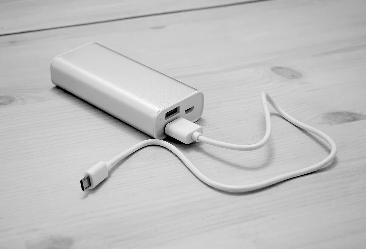 Bateria externa 20 000 mAh
